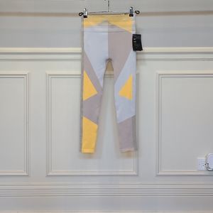 Nike tight fit, high-rise and dry-fit  leggings